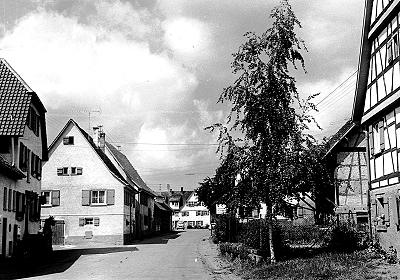 Hauptstra�e vor dem Ausbau